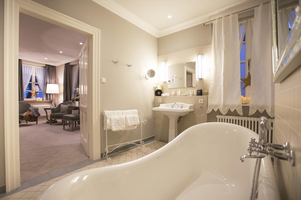 Romantik Hotel Zur Glocke Trier Exterior photo