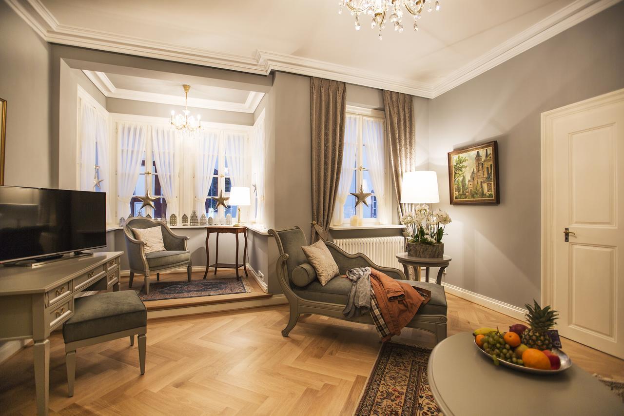 Romantik Hotel Zur Glocke Trier Exterior photo